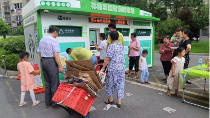 貓先生智能垃圾分類，垃圾分類房生產(chǎn)廠家，廢品回收站價(jià)格